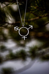 Pride Smycke, Trans-symbol halsband hänge, stort i äkta silver, köp i webshop eller butik på Södermalm