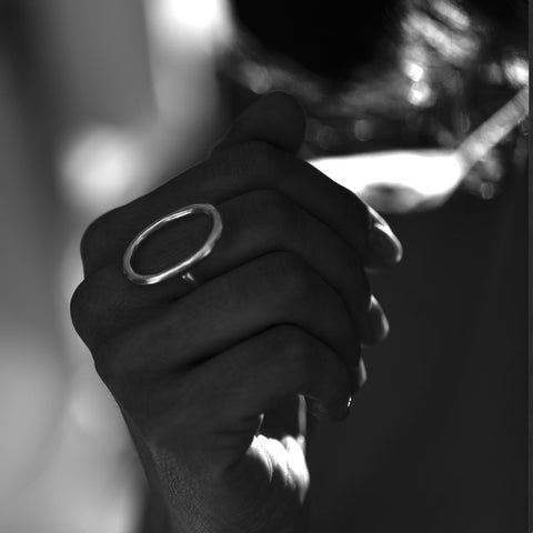 Ystävä Ring i Återvunnet Silver. Designsmycken från Sverige.