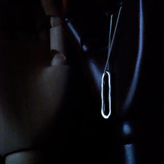 Lähtö berlock i äkta silver. Smycken från verkstad och butik i Stockholm.